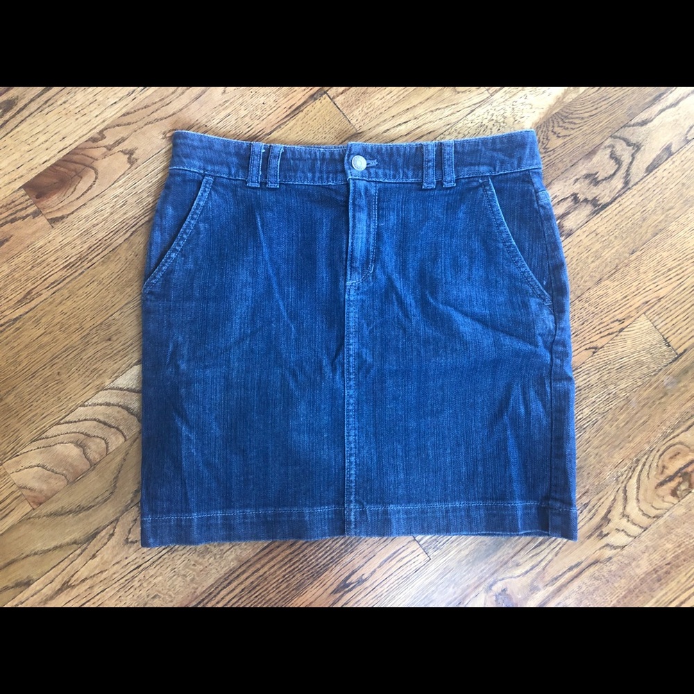 Banana Republic Denim Skirt size 4
